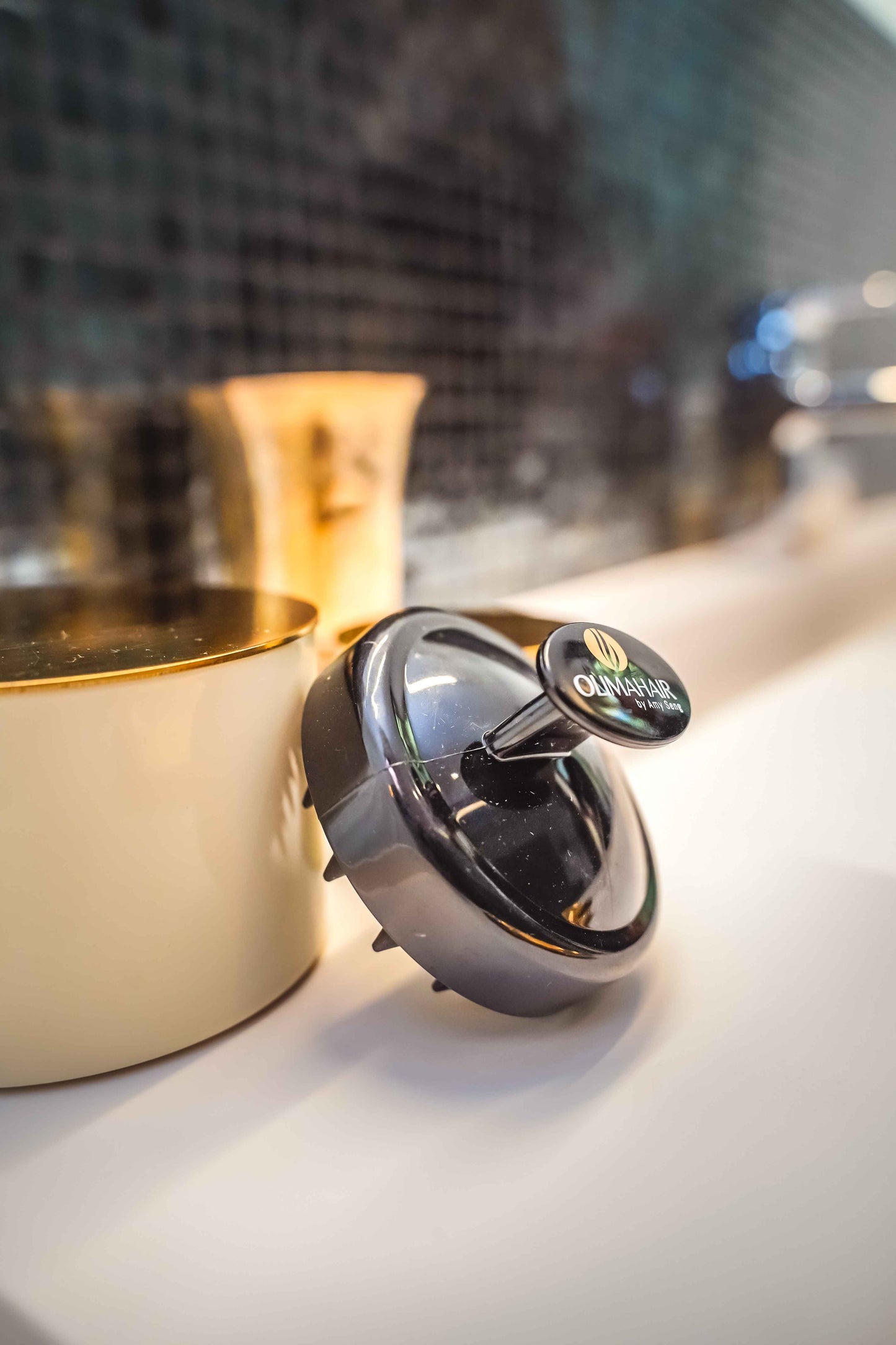 L' Amy Brush Massante